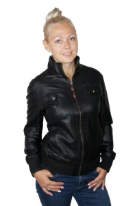 Куртка черная купить оптом и мелким оптом, низкие цены от магазина Комфорт(noski37) для всей семьи с доставка по всей России от производителя.